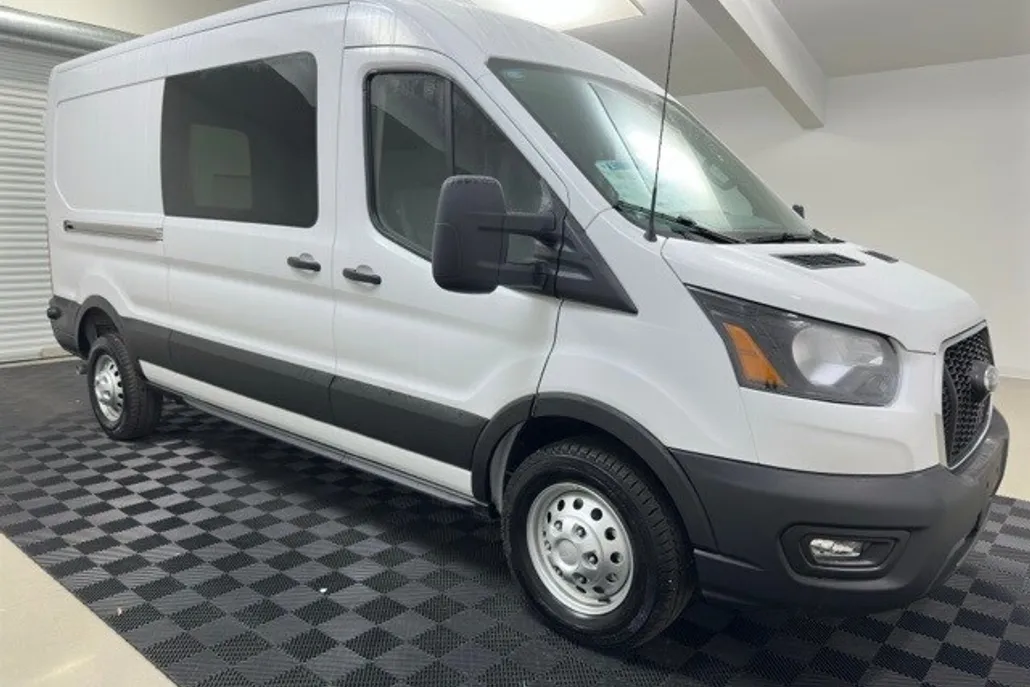 2024 Ford Transit photo 1