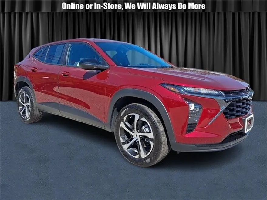 2024 Chevrolet Trax photo 1