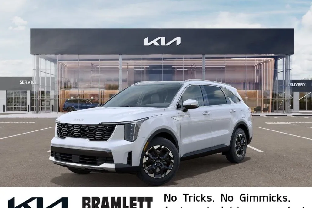 2025 Kia Sorento S photo 1