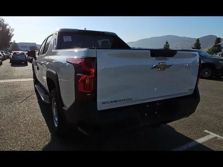 2025 Chevrolet Silverado Work Truck photo 1