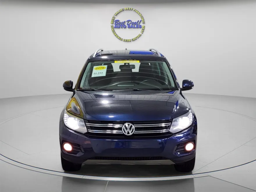 2016 Volkswagen Tiguan R-Line SEL photo 1