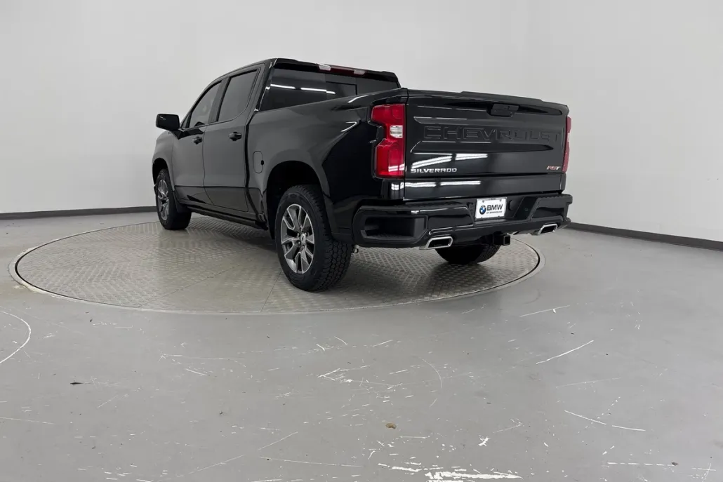 2021 Chevrolet Silverado 1500 RST photo 1
