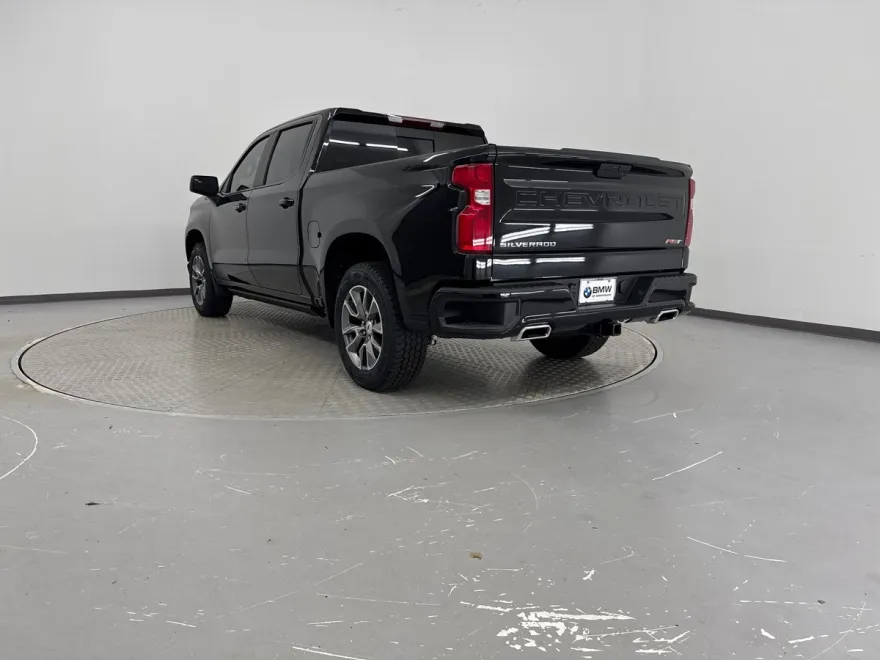 2021 Chevrolet Silverado 1500 RST photo 1