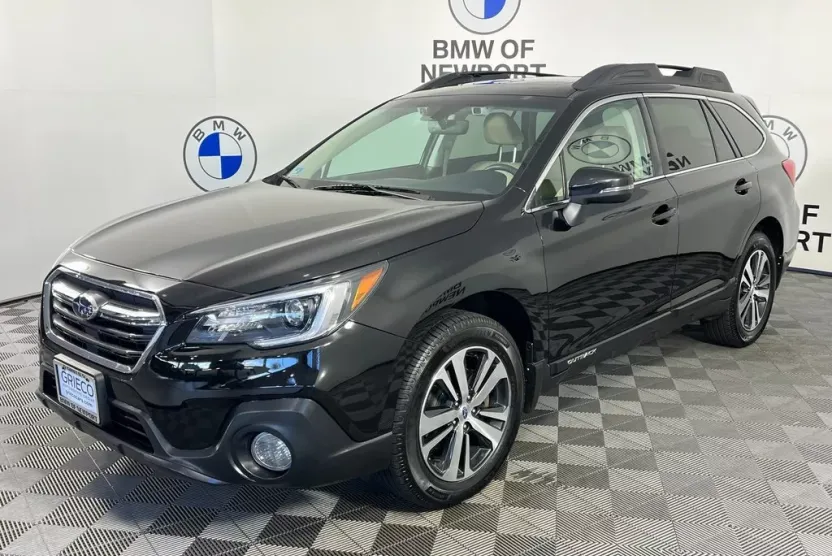 2019 Subaru Outback 2.5i photo 1