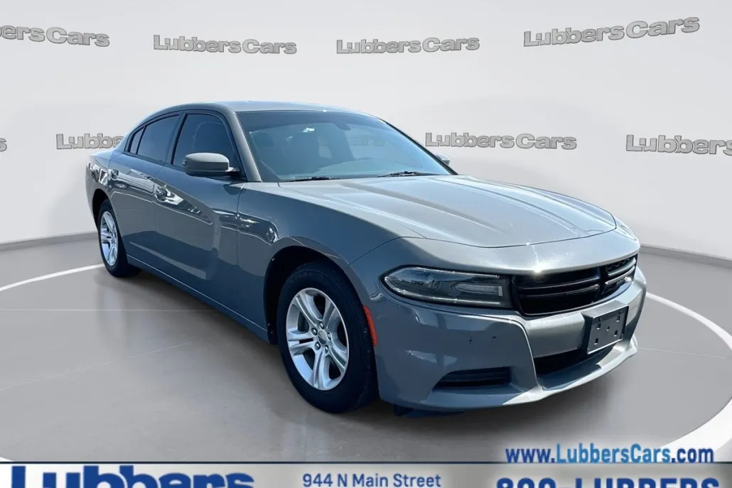 2019 Dodge Charger SXT photo 1