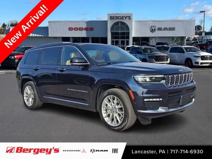 2023 Jeep Grand Cherokee L Summit photo 1