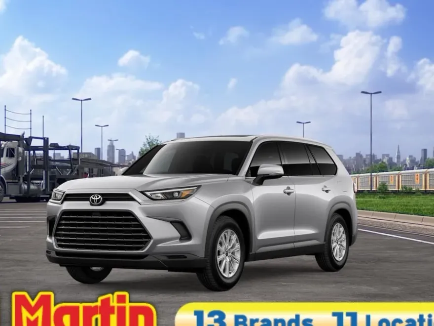 2026 Toyota Highlander Hybrid XLE photo 1