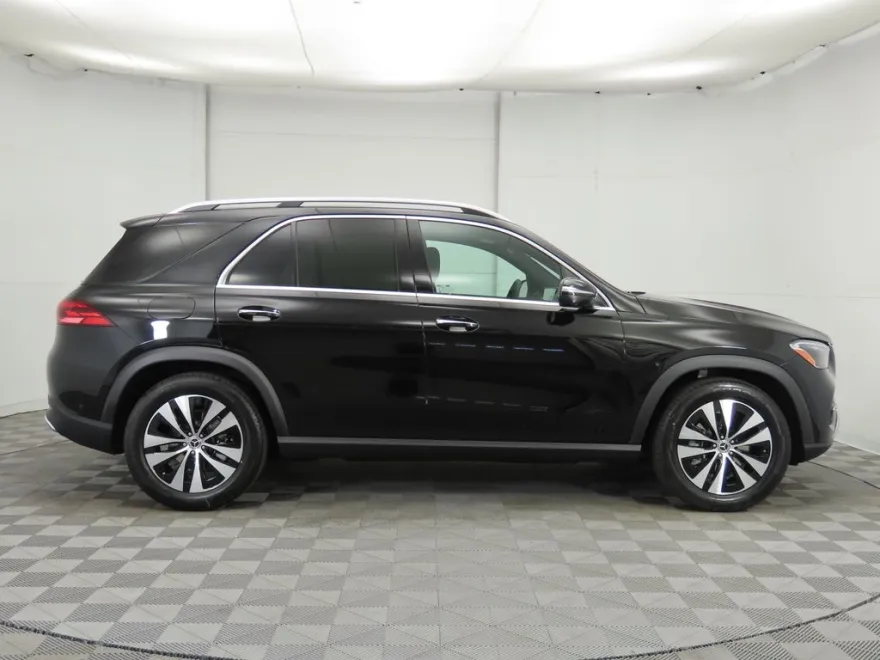 2025 Mercedes Benz GLE 350 4MATIC photo 1