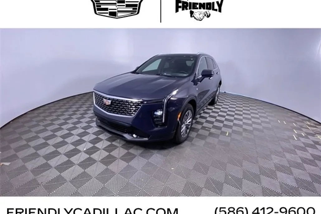 2025 Cadillac XT4 Premium Luxury photo 1