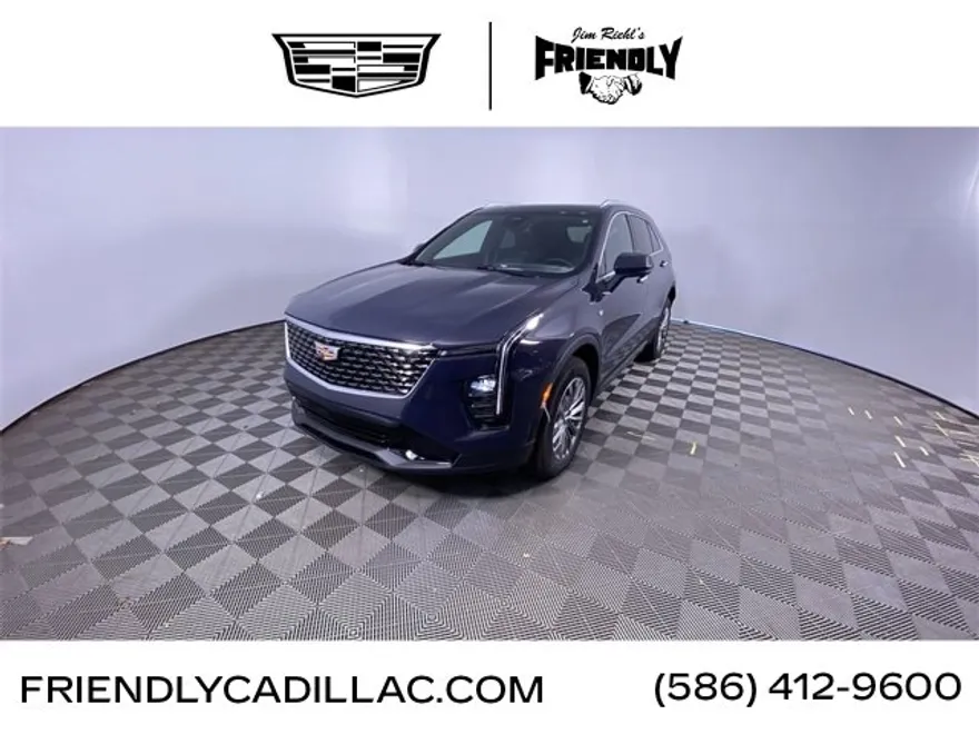 2025 Cadillac XT4 Premium Luxury photo 1