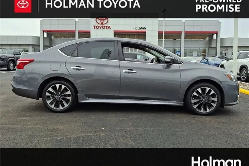 2019 Nissan Sentra SR photo 1