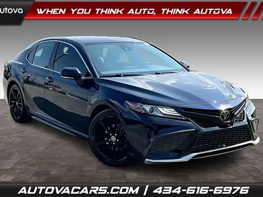 2022 Toyota Camry XSE photo 1