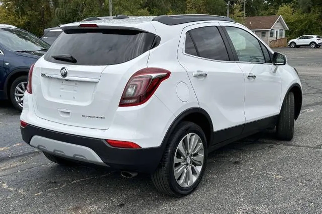 2019 Buick Encore Preferred photo 1