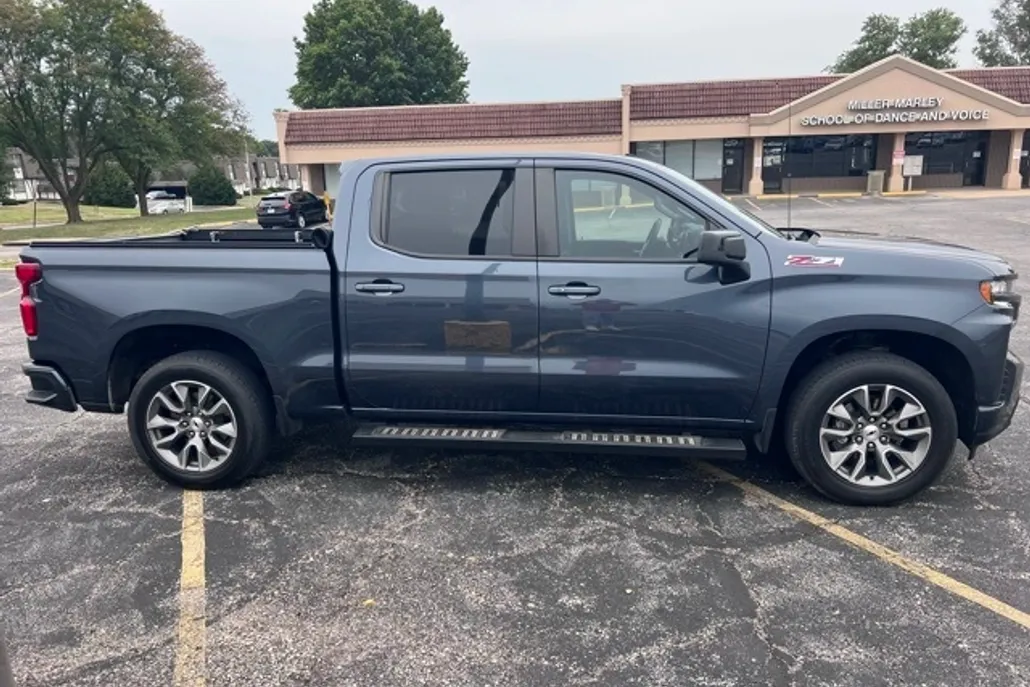 2021 Chevrolet Silverado 1500 RST photo 1