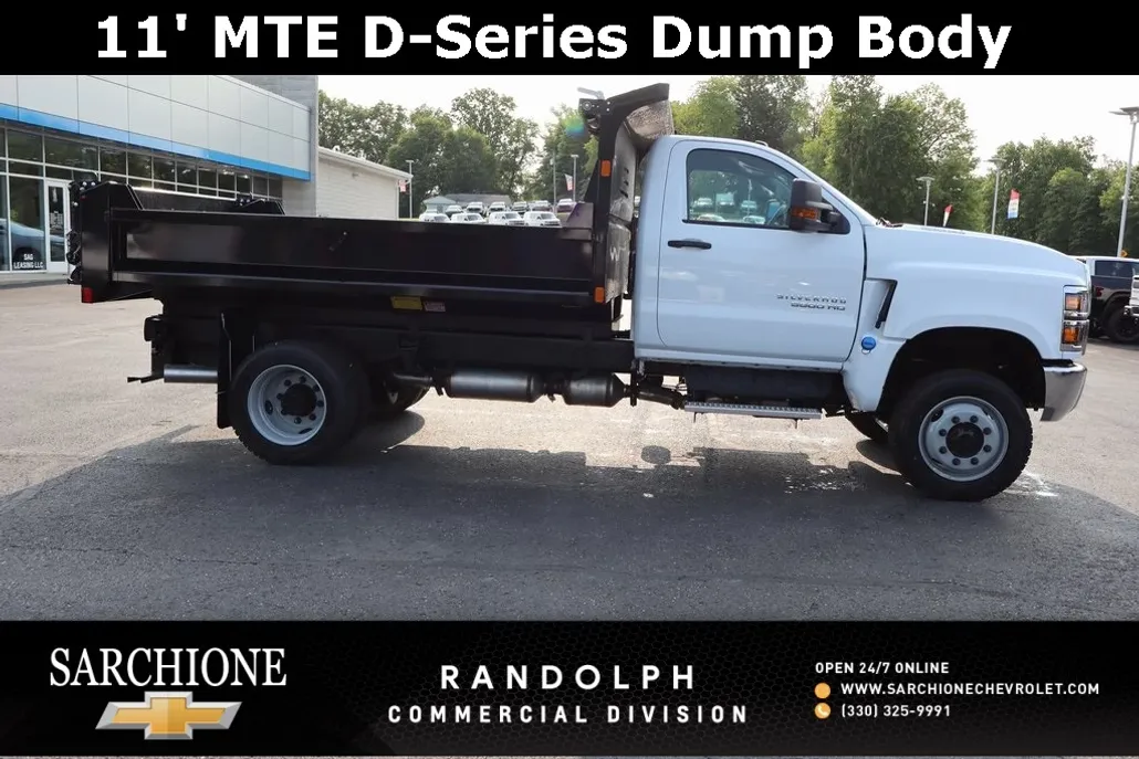 2024 Chevrolet Silverado 5500HD Work Truck photo 1