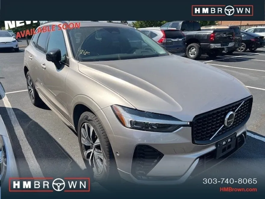 2025 Volvo XC60 B5 Plus photo 1