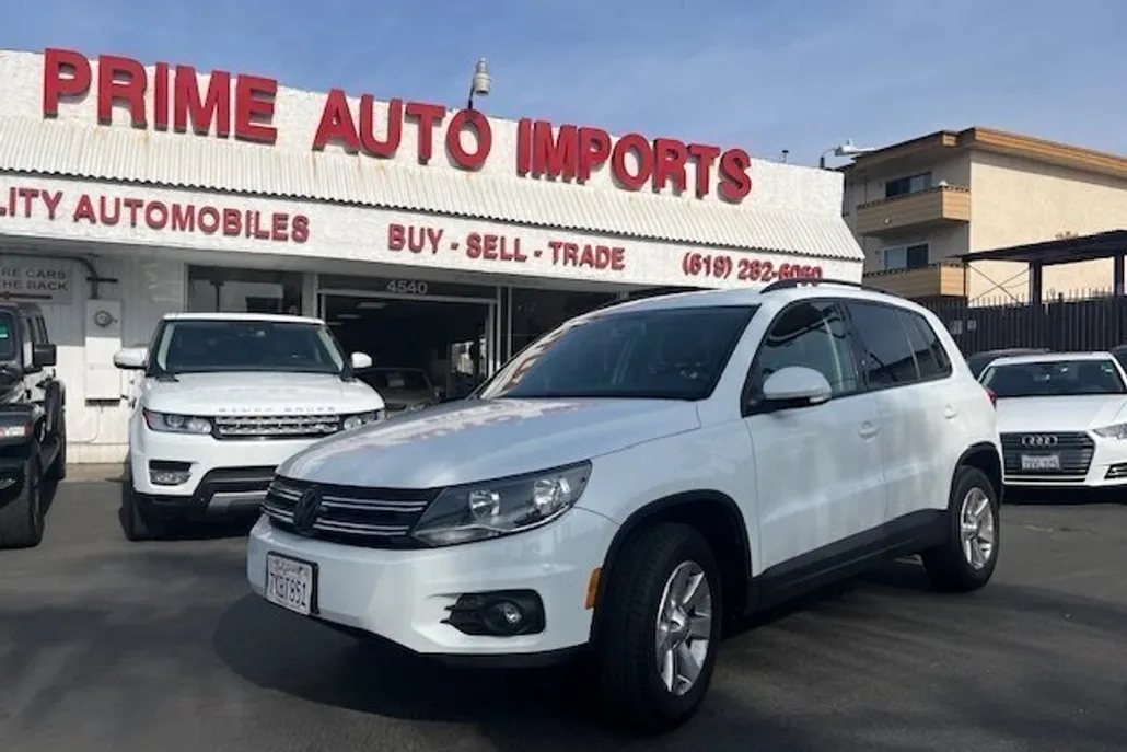 2015 Volkswagen Tiguan S photo 1