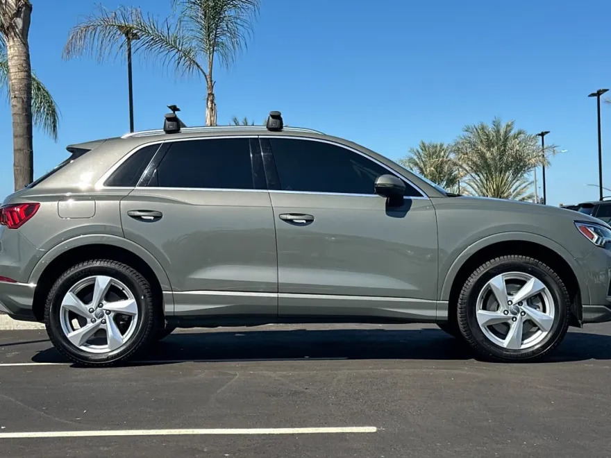 2019 Audi Q3 Premium Plus photo 1