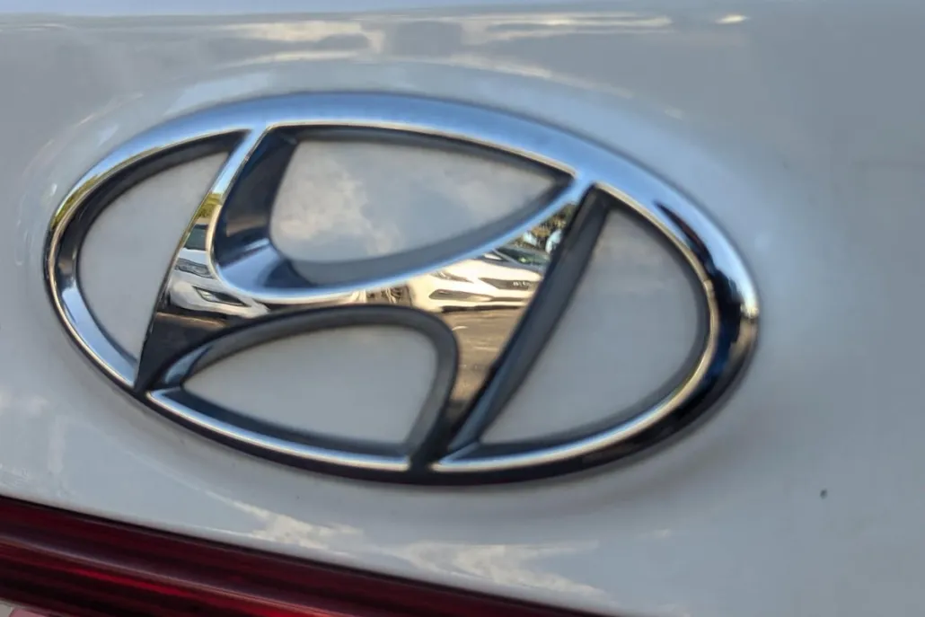2023 Hyundai Santa Fe Limited Sport photo 1