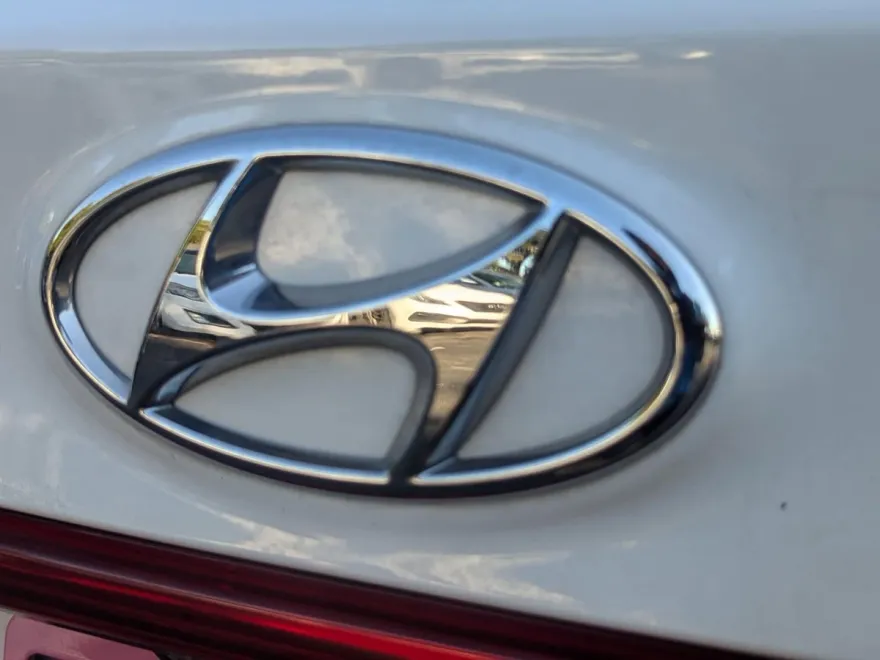 2023 Hyundai Santa Fe Limited Sport photo 1