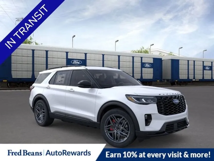 2025 Ford Explorer ST-Line photo 1