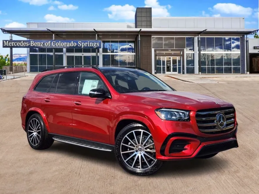 2025 Mercedes Benz GLS 450 4MATIC photo 1