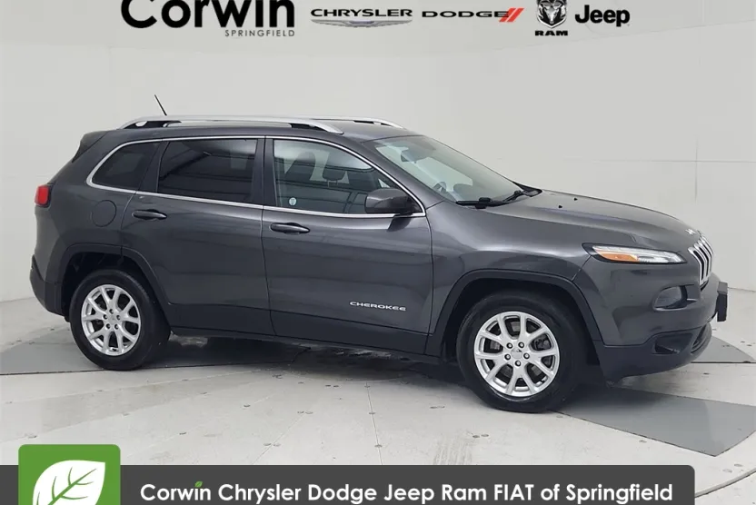 2016 Jeep Cherokee Latitude photo 1