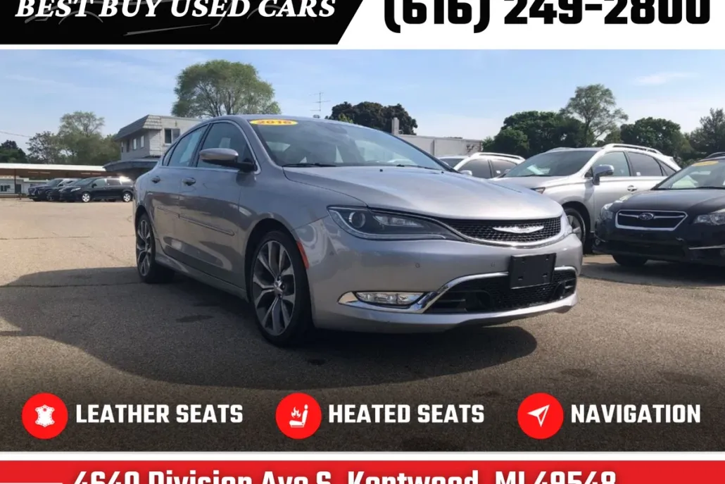 2016 Chrysler 200 C photo 1