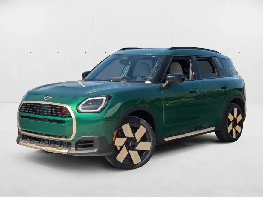 2025 Mini Countryman ALL4 S photo 1