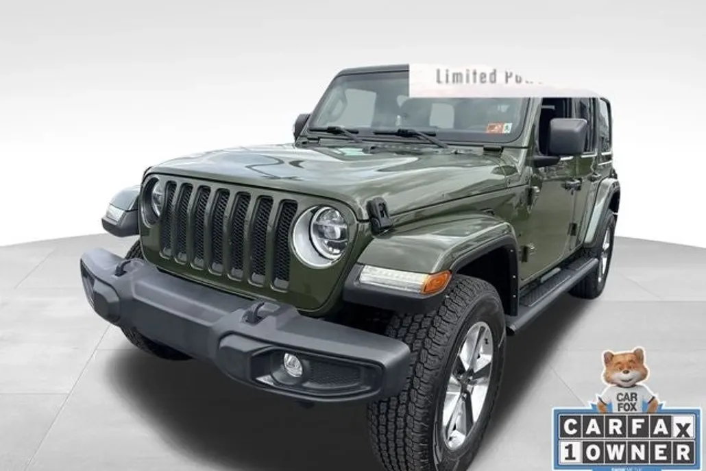 2021 Jeep Wrangler Unlimited Sahara photo 1