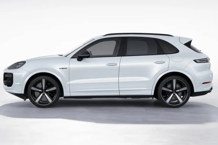 2026 Porsche Cayenne Turbo E-Hybrid photo 1