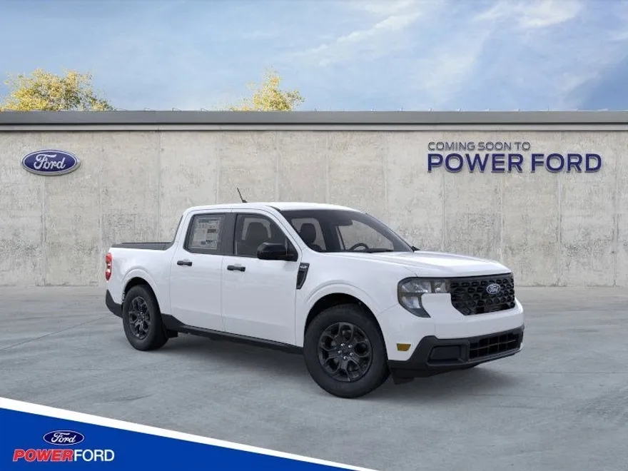 2025 Ford Maverick XLT photo 1