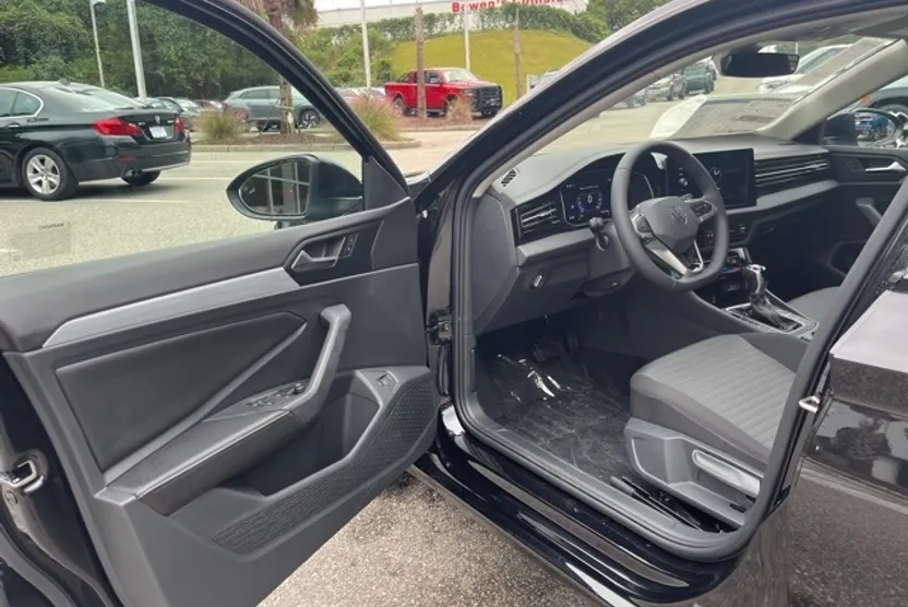 2026 Volkswagen Jetta 1.5T S photo 1