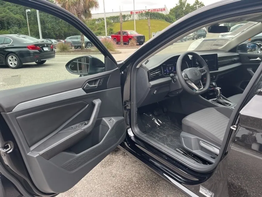 2026 Volkswagen Jetta 1.5T S photo 1