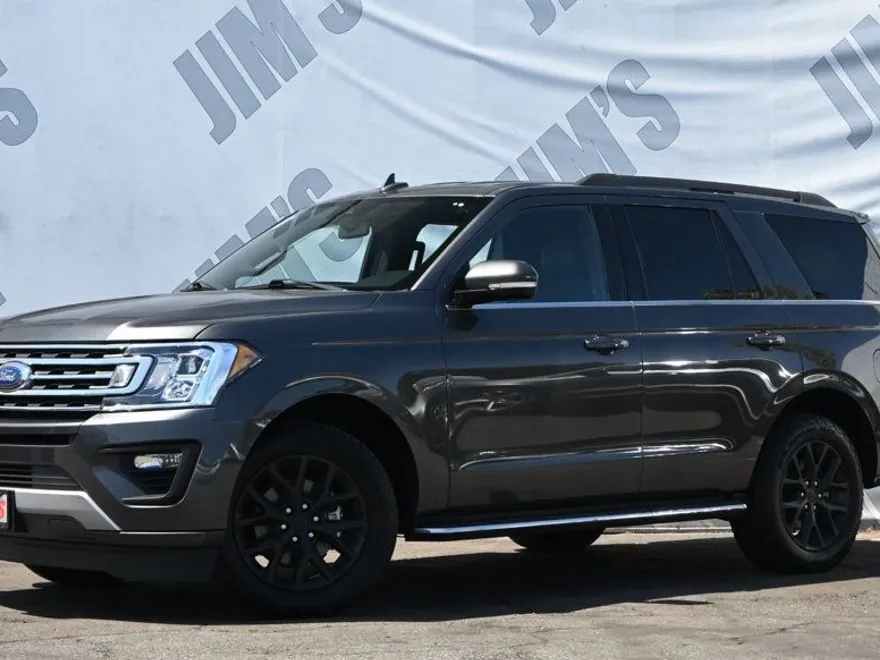 2021 Ford Expedition XLT photo 1