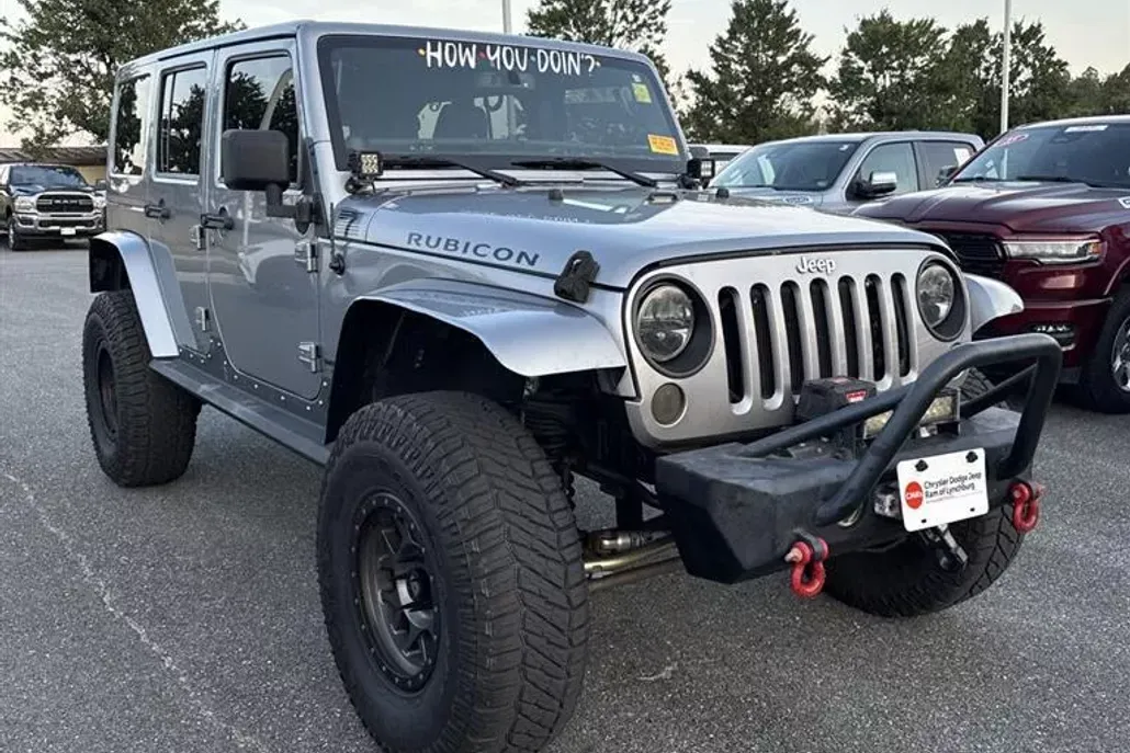2014 Jeep Wrangler Unlimited Rubicon photo 1
