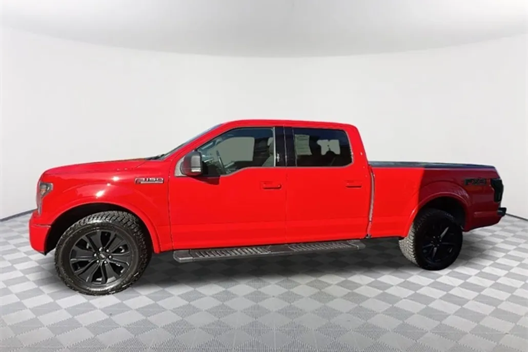 2020 Ford F-150 XLT photo 1