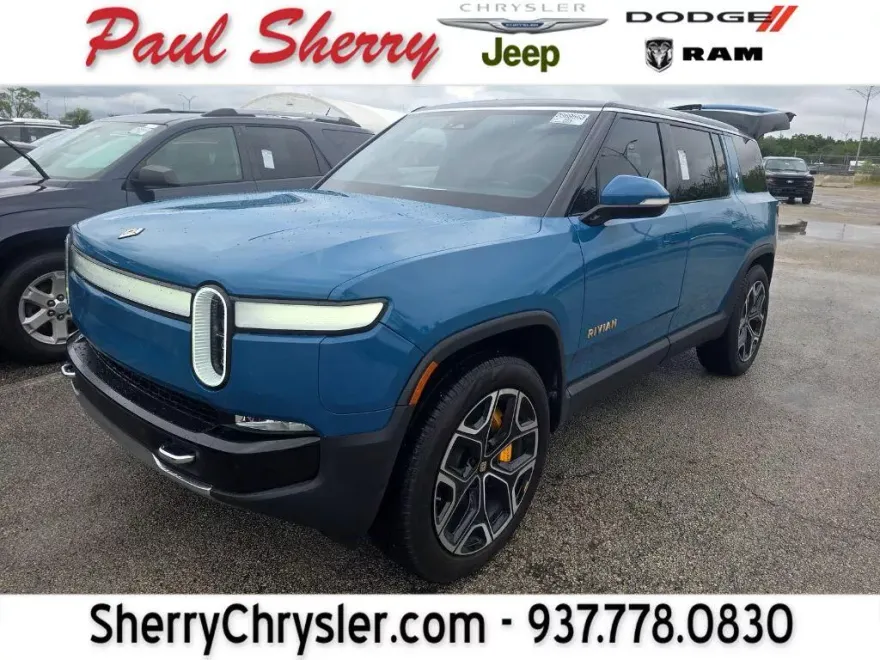 2023 Rivian R1S Launch Edition photo 1