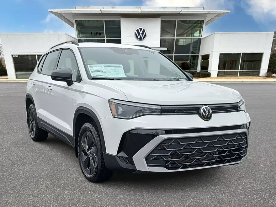 2025 Volkswagen Taos S photo 1