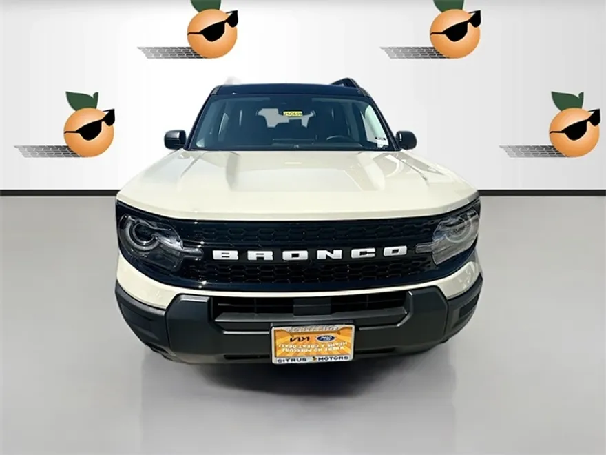 2025 Ford Bronco Sport Outer Banks photo 1