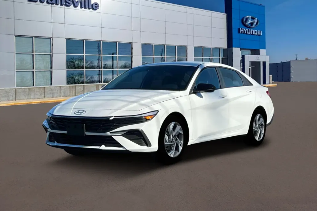 2025 Hyundai Elantra SEL Sport photo 1