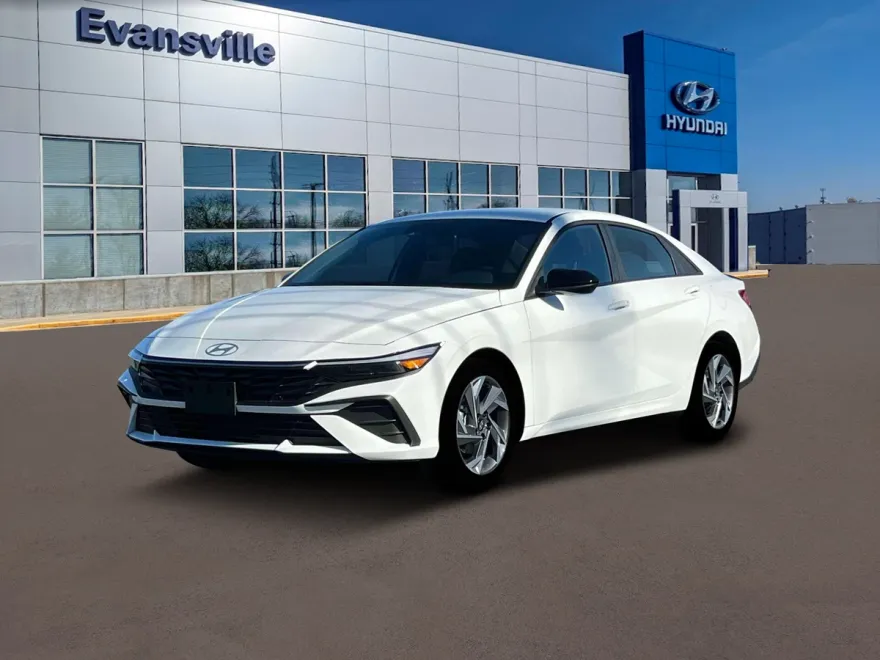2025 Hyundai Elantra SEL Sport photo 1