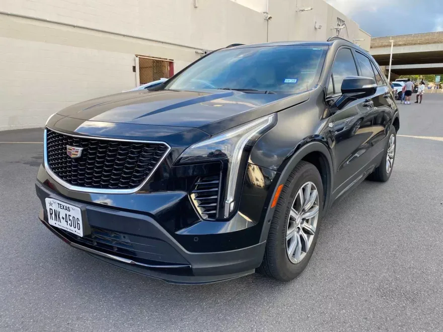 2019 Cadillac XT4 Sport photo 1