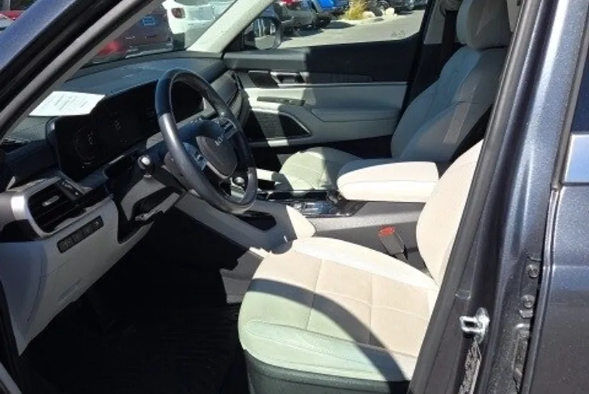 2024 Kia Telluride EX photo 1