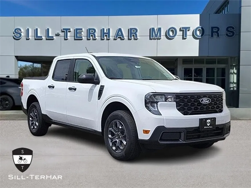2025 Ford Maverick XLT photo 1