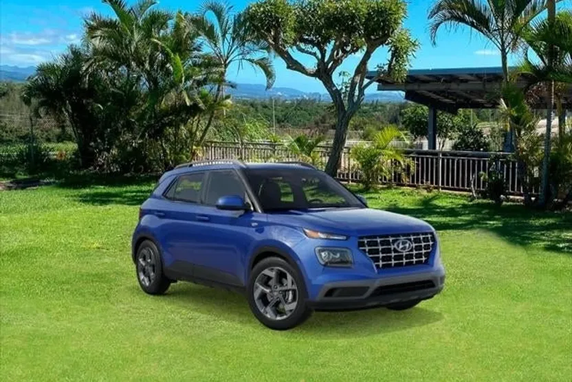 2025 Hyundai Venue SEL photo 1