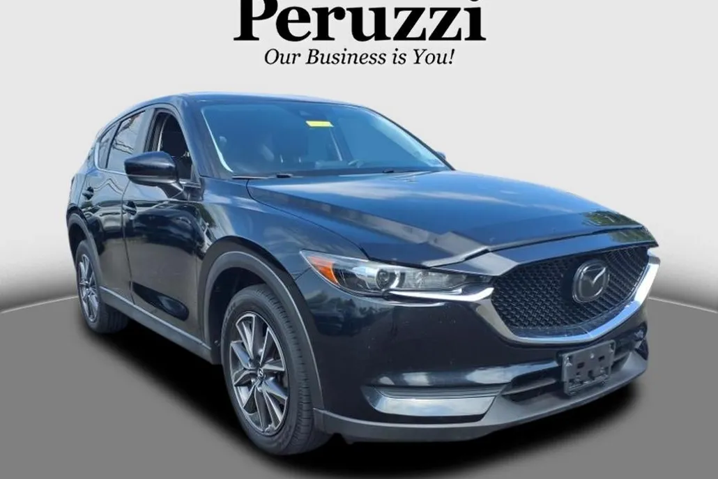2018 Mazda CX-5 Touring photo 1