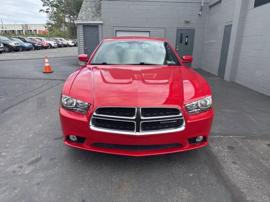 2012 Dodge Charger SXT Plus photo 1