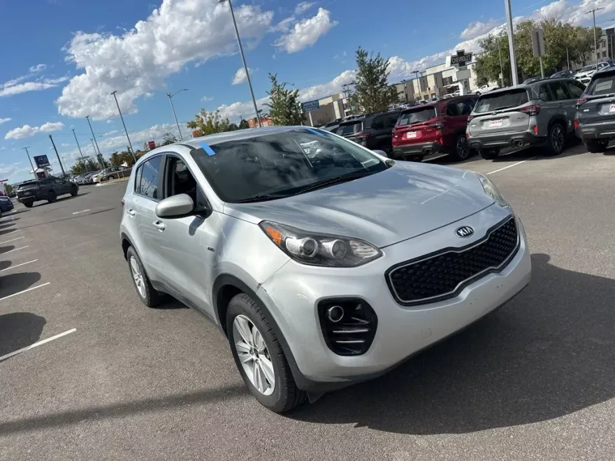 2017 Kia Sportage LX photo 1