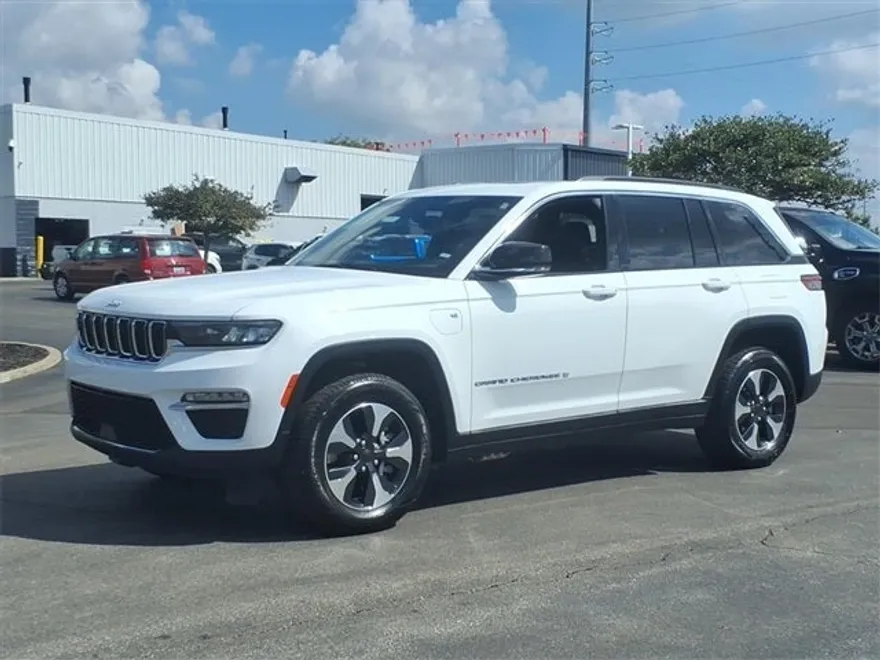 2024 Jeep Grand Cherokee Limited 4xe photo 1